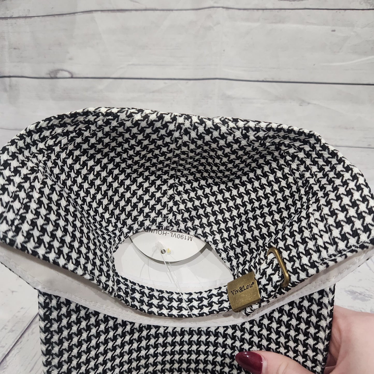 Viv and Lou Houndstooth Cap